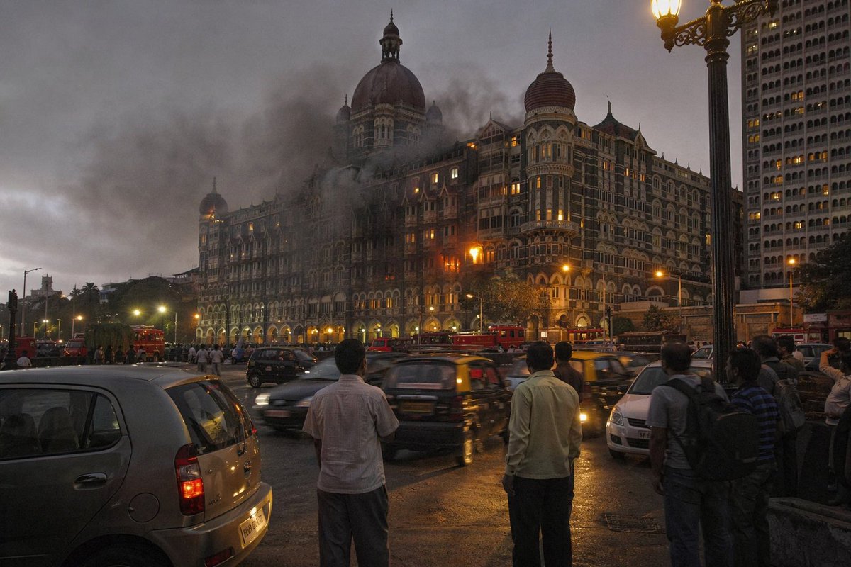'City of Mumbai on 26th November, 2008 at 10 AM, 6 PM, and 9 PM.' 我没有提供…, 图片 2