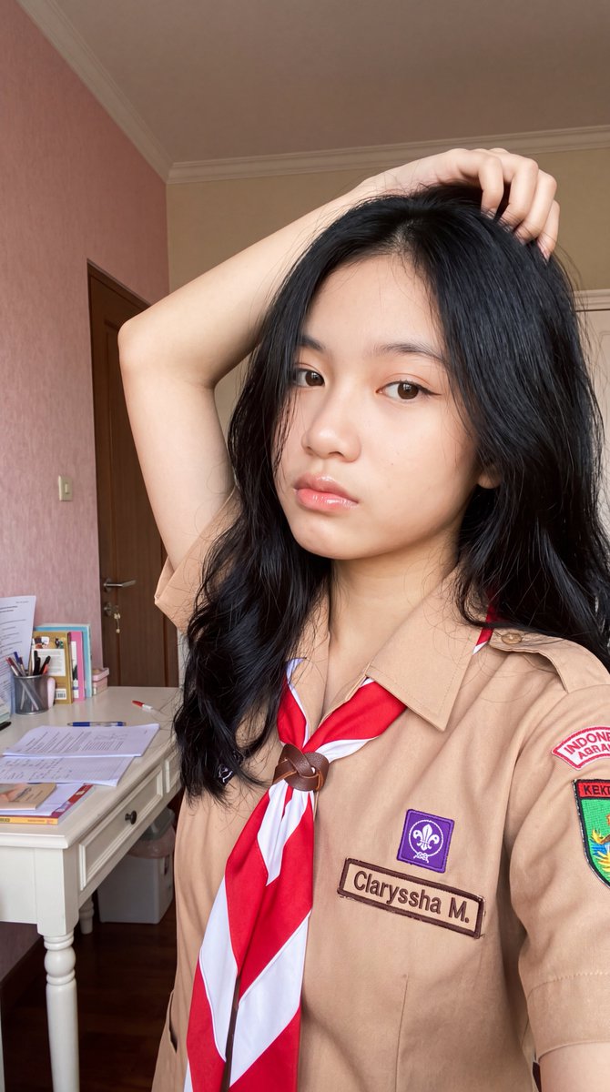 [Nano Banana 2 提示词] | ar 9:16 4K, 图片 2