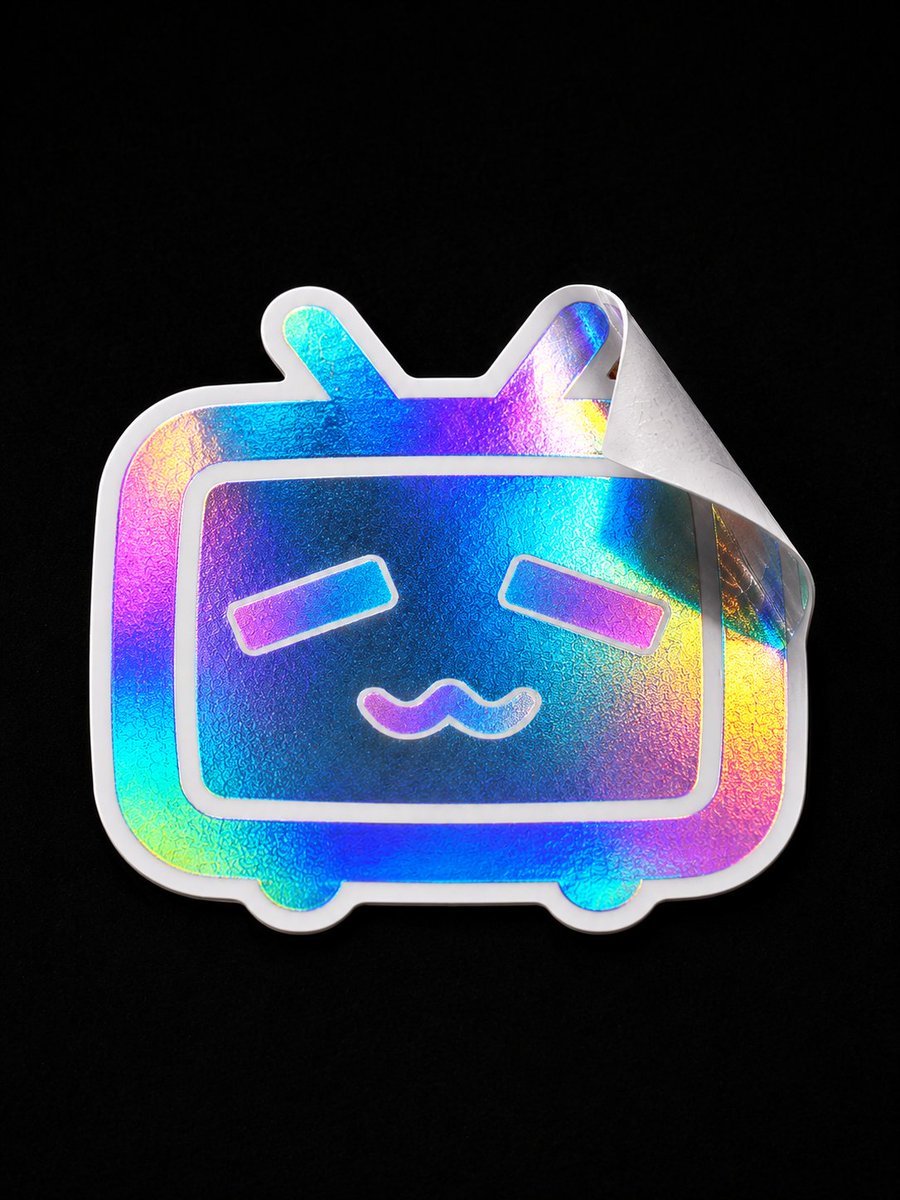 仅使用 {{COMPANY_NAME}} 和/或上传的 {{LOGO_IMAGE}} 创建一个超写实的全息乙烯基贴纸。以下所有样式、材质、光照…, 图片 3